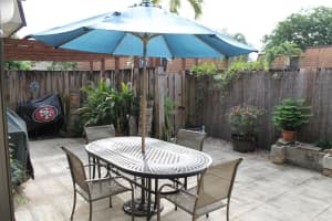 608 6th Lane Green Acres, FL 33463 Sold 04/12/23