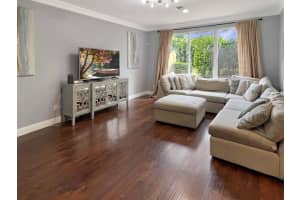 101 Via Emilia Royal Palm Beach, FL 33411 Sold 04/17/23