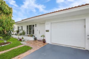 8506 Nw 57th Place Tamarac, FL 33321 Sold 03/17/23