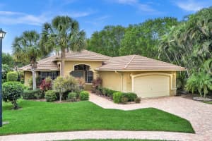 8052 Via Grande Boynton Beach, FL 33437 Sold 06/21/23