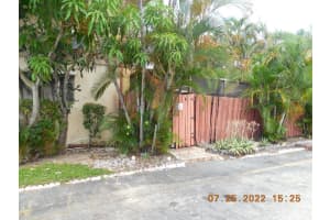 4302 S Landar Drive Lake Worth, FL 33463 Sold 04/25/23