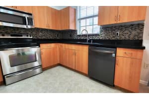 4253 Sw 124th Terrace Miramar, FL 33027 Sold 03/13/23