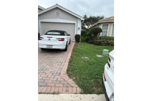 7274 Morocca Lake Drive Delray Beach, FL 33446 Sold 03/08/23