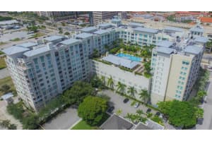 480 Hibiscus Street 925 West Palm Beach, FL 33401 Sold 03/03/23