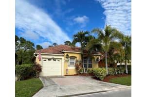 2076 Bonisle Circle Palm Beach Gardens, FL 33418 Sold 03/13/23