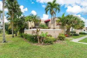 3770 Village Drive B, Delray Beach, Fl 33445 Delray Beach, FL 33445 Sold 03/10/23