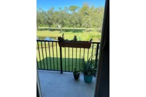 310  Crestwood Circle   207 Royal Palm Beach, FL 33411 Sold 05/09/23
