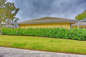 3604 Lakemont Court D, Palm Beach Gardens, Fl 33403 Palm Beach Gardens, FL 33403 Sold 02/28/23