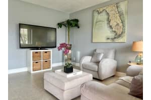 600 Nottingham Circle Green Acres, FL 33463 Sold 02/28/23