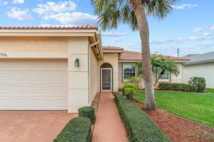 3996  Summer Chase Court Lake Worth, FL 33467 Sold 03/31/23