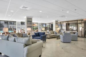5380 N Ocean Drive 17-a Singer Island, FL 33404 Sold 06/09/23