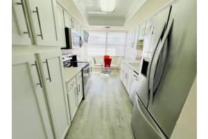 18051  Biscayne Boulevard   1901 Aventura, FL 33160 Sold 06/23/23