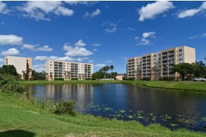 2828 Tennis Club Drive 502 West Palm Beach, FL 33417 Sold 03/13/23