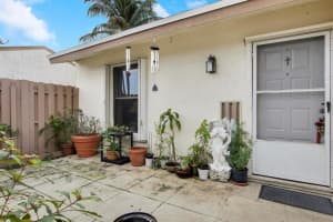 1971 Monks Court, West Palm Beach, Fl 33415 West Palm Beach, FL 33415 Sold 03/30/23