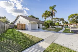 4491 Nw 94th Terrace Sunrise, FL 33351 Sold 03/17/23