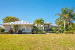 1566 Eagles Circle Sebastian, FL 32958 Sold 05/15/23