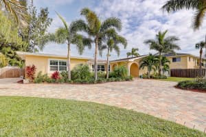 1023 Nw Spruce Ridge Drive Stuart, FL 34994 Sold 03/02/23
