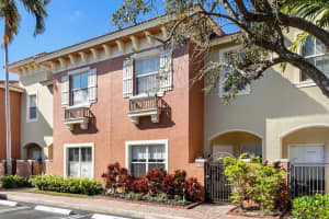 129 Lake Monterey Cir, Boynton Beach, FL 33426, Sold 03/28/23