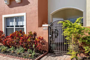 129 Lake Monterey Cir, Boynton Beach, FL 33426, Sold 03/28/23