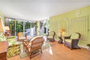 429 Australian Avenue 3, Palm Beach, Fl 33480 Palm Beach, FL 33480 Sold 05/16/23