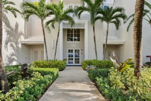 842  Bay Colony Drive  S, Juno Beach, FL 33408 Sold 10/11/23