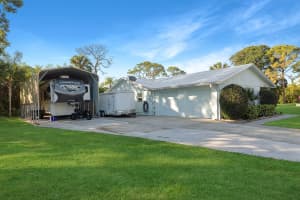 5631 Se Paramount Drive, Stuart, Fl 34997 Stuart, FL 34997 Sold 04/03/23