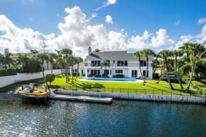 305 Lake Eden Way Delray Beach, FL 33444 Sold 07/17/23
