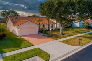 8670  Egret Isle Terrace Lake Worth, FL 33467 Sold 04/12/23
