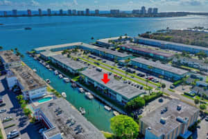 121 Wettaw Lane 214 North Palm Beach, FL 33408 Sold 02/27/23