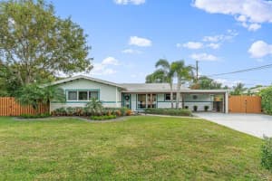 702 Sw 27th Terrace Boynton Beach, FL 33435 Sold 04/03/23