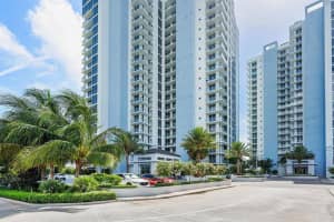 1 Water Club Way 403-n North Palm Beach, FL 33408 Sold 03/17/23