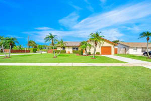 9669  Lancaster Place Boca Raton, FL 33434 Sold 04/14/23