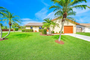 9669  Lancaster Place Boca Raton, FL 33434 Sold 04/14/23