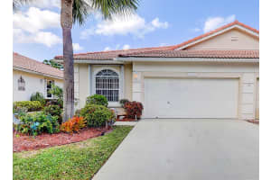 6788 Se Warwick Lane, Stuart, Fl 34997 Stuart, FL 34997 Sold 06/08/23