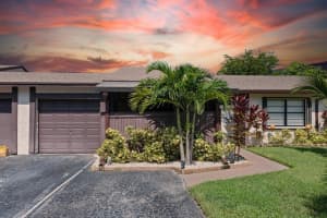 8 Seneca Ct, Royal Palm Beach, FL 33411, Sold 02/03/23