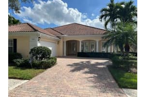 1109 Orinoco Way Palm Beach Gardens, FL 33410 Sold 03/31/23