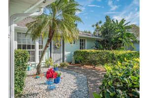 180  11th Avenue Vero Beach, FL 32962 Sold 03/06/23