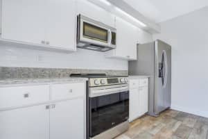 557 Green Springs Place West Palm Beach, FL 33409 Sold 03/31/23