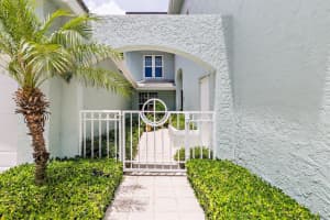 1706  Mizzenmast Way Jupiter, FL 33477 Sold 04/11/23