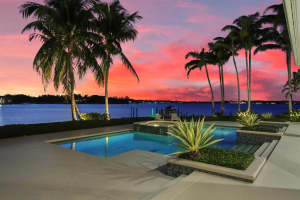 151 Point Circle Tequesta, FL 33469 Sold 07/14/23