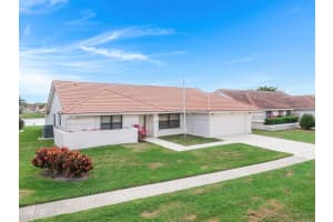 9525 El Clair Ranch Road Boynton Beach, FL 33437 Sold 06/08/23