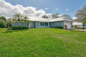2946 Se Glasgow Drive Stuart, FL 34997 Sold 05/01/23