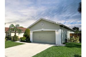 1007 Park Hill Dr, Haverhill, FL 33417, Sold 04/03/23