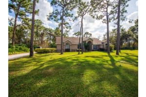 3965 Turkey Point Drive Melbourne, FL 32934 Sold 06/23/23