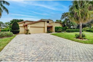 4535 Cocoplum Way, Delray Beach, FL 33445, Sold 03/20/23