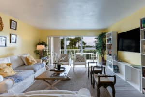 2600 N Flagler Dr APT 204, West Palm Beach, FL 33407, Sold 02/24/23