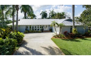 1540 NW Lakeside Trail, Stuart, FL 34994, Sold 02/27/23