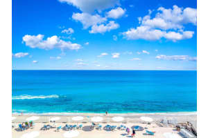 3546 S Ocean Blvd APT 303, South Palm Beach, FL 33480, Sold 02/28/23
