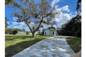 2951 NE Pinecrest Lakes Blvd, Jensen Beach, FL 34957, Sold 04/07/23