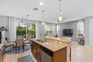 4601 Tara Cove Way, West Palm Beach, FL 33417, Sold 04/06/23